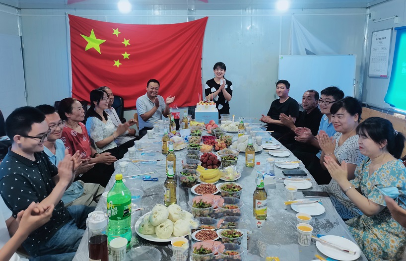 6-7月，集团企化部、工程公司人力资源部共同举办了以“清凉一夏·爱在中联”为主题的企业文化建设系列活动，各项目部员工参加。