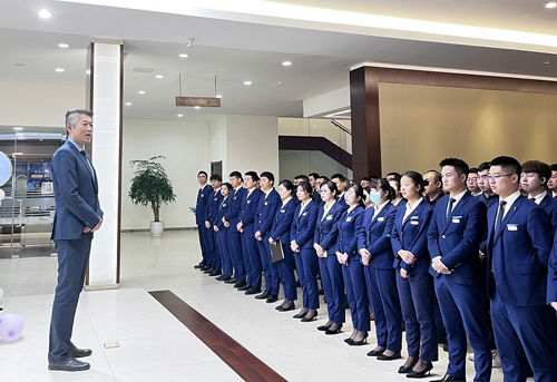 10月18日，陕西豪林汽车销售有限公司组织召开了第三季度优秀员工表彰大会。